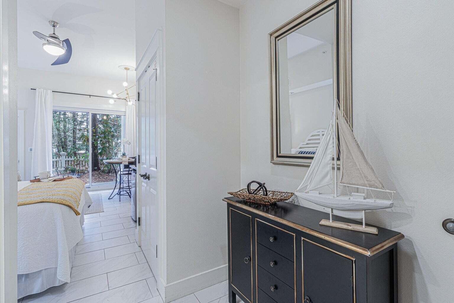 PILOT HOUSE - Residential