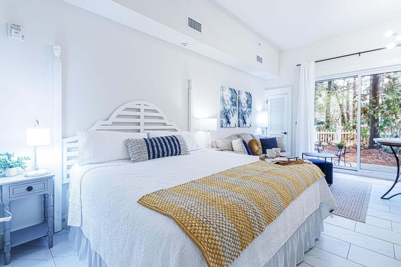 PILOT HOUSE - Residential