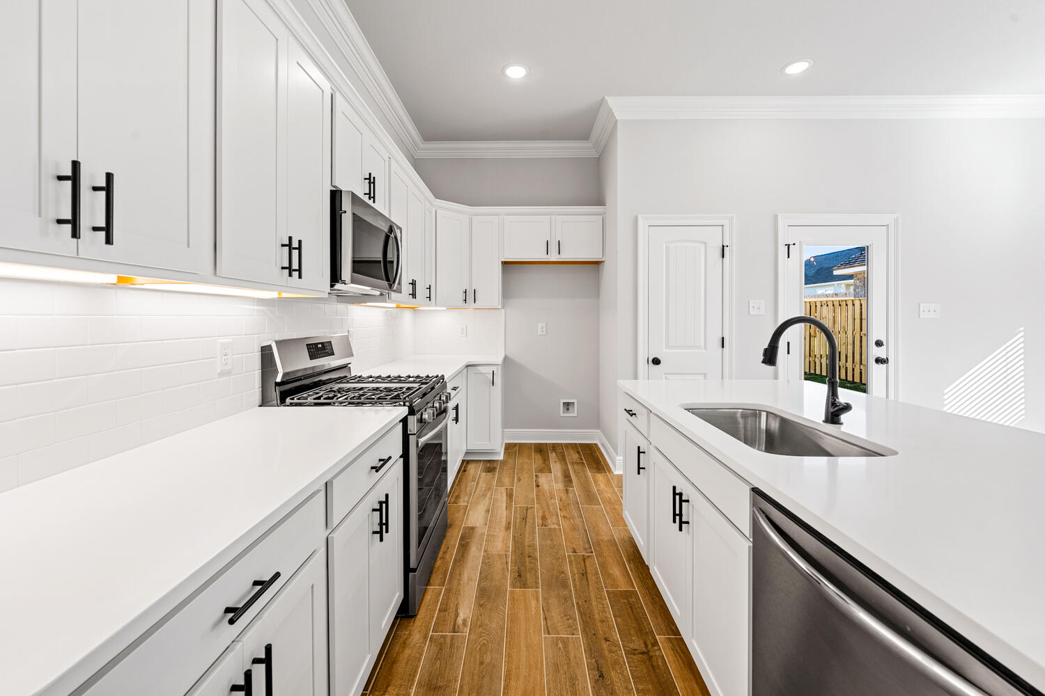 THE BLUFFS AT LAFAYETTE - Residential