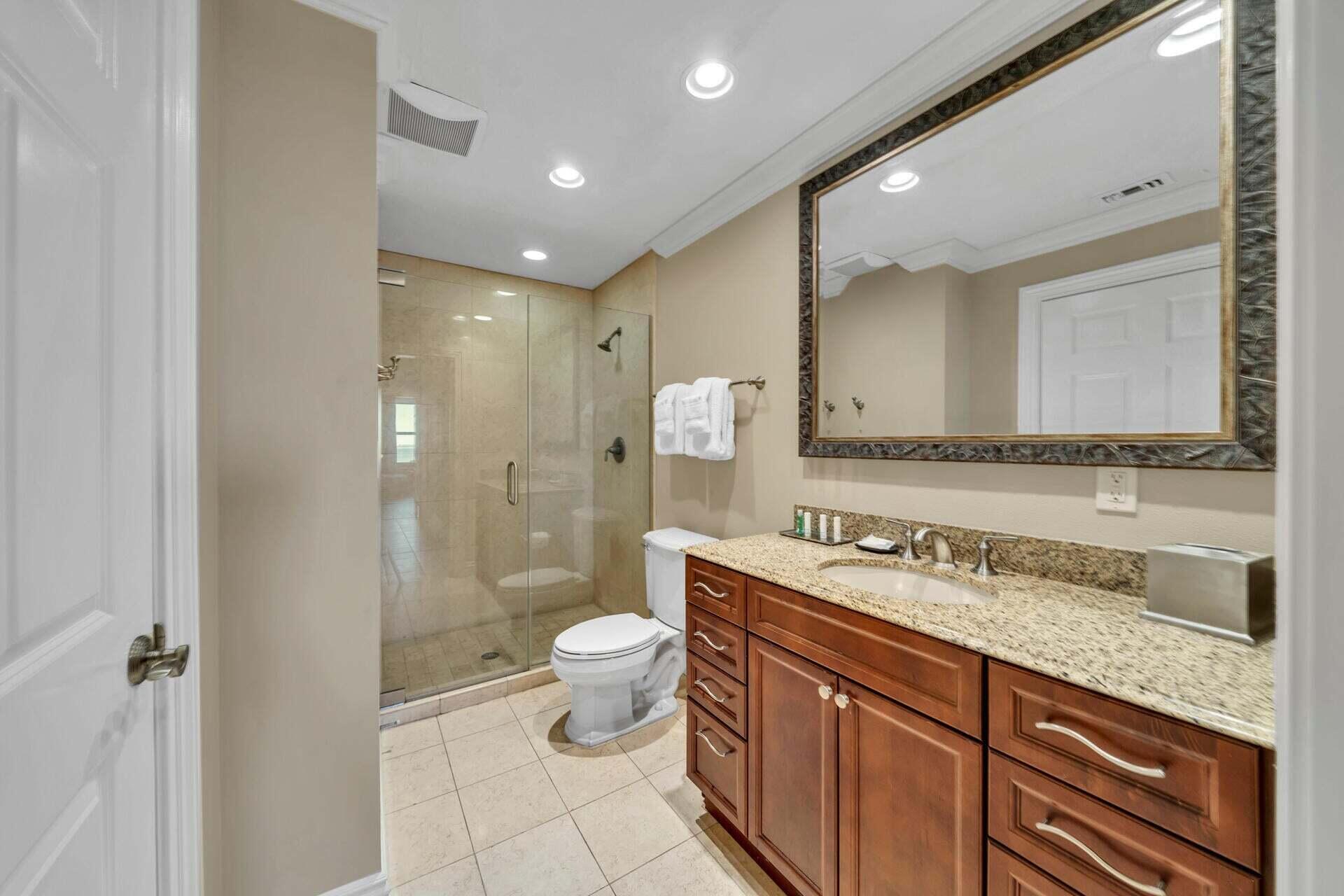 EMERALD GRANDE - Residential