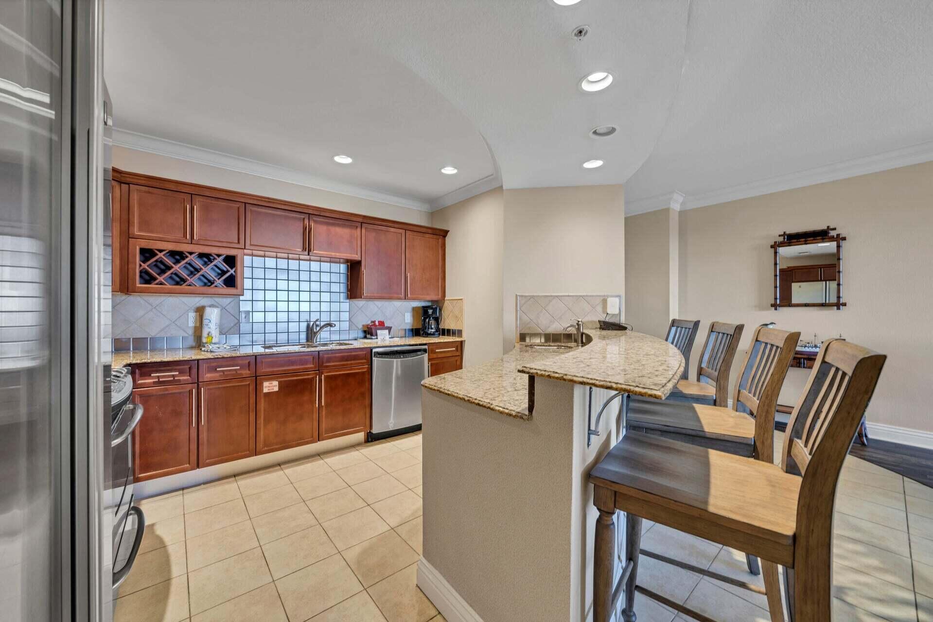 EMERALD GRANDE - Residential