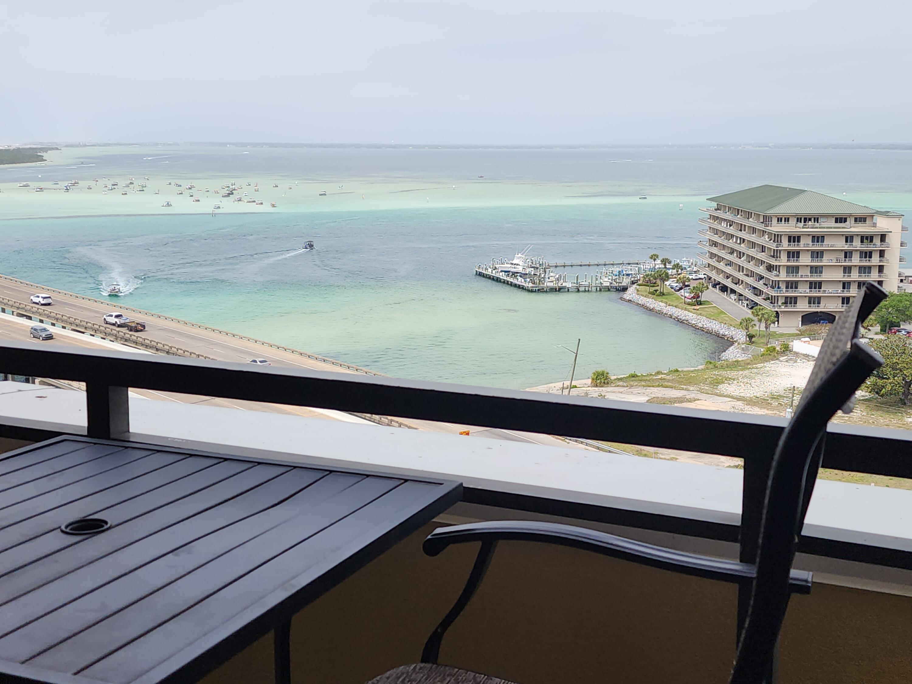 EMERALD GRANDE - Residential