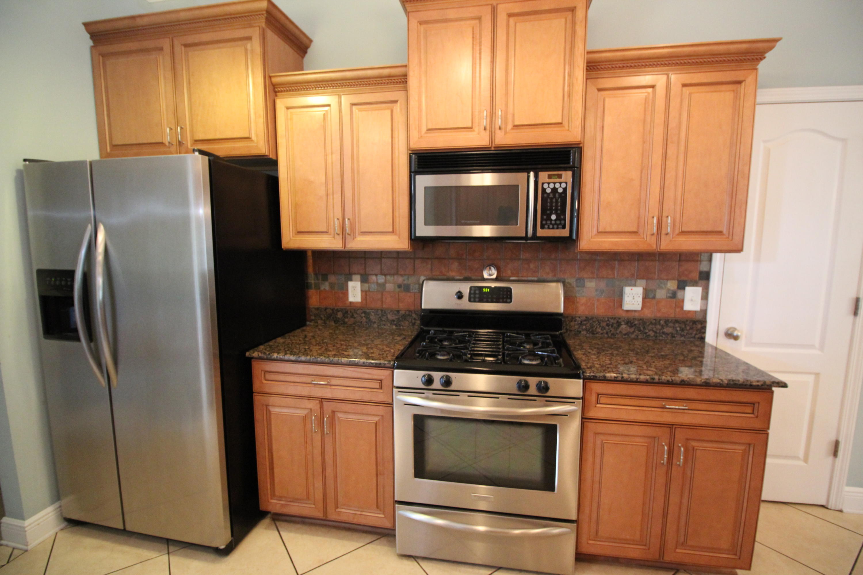 BRIDGEPORT COLONY - Residential