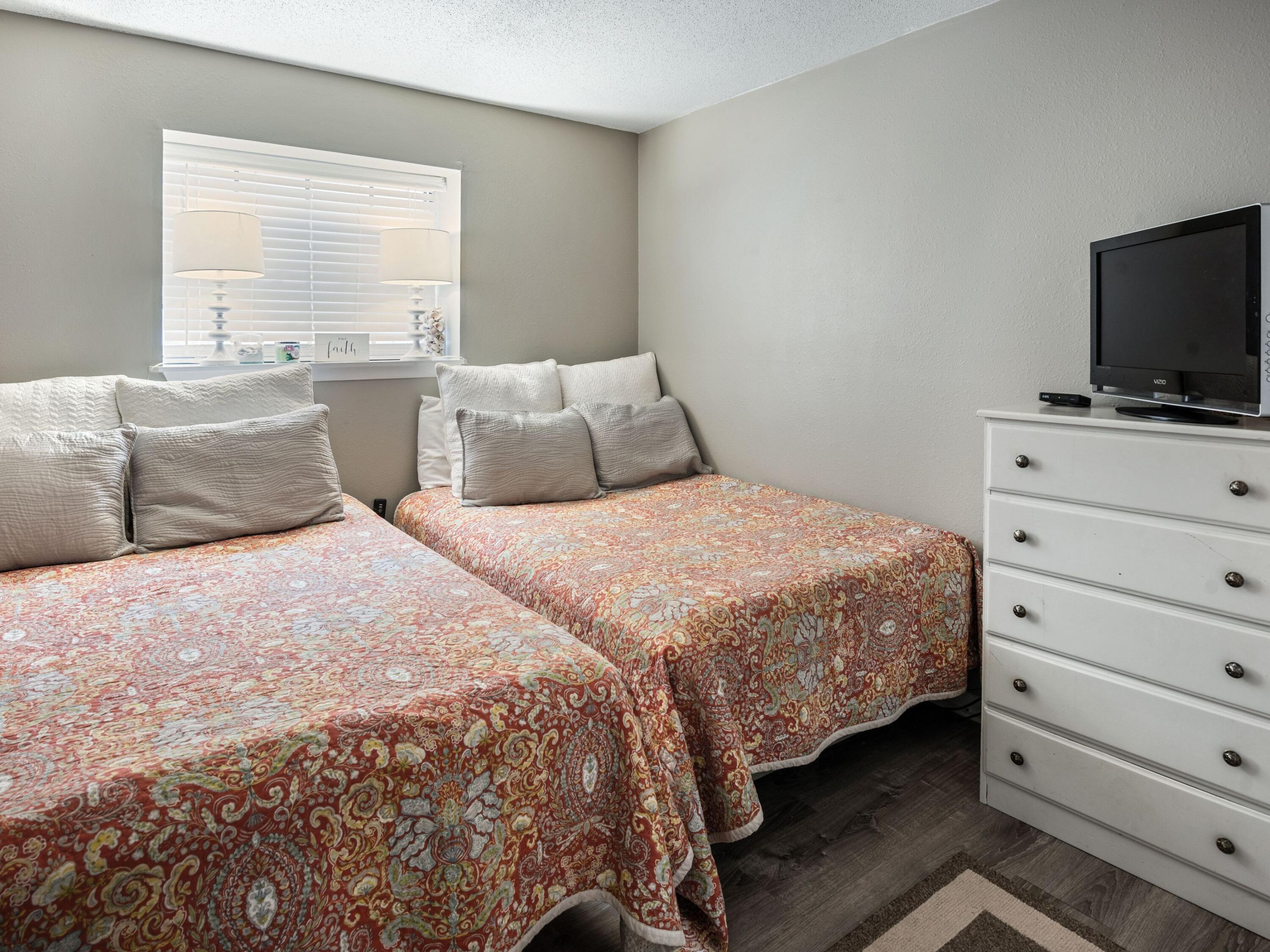 SEASCAPE CONDO GARDEN VILLA - Residential