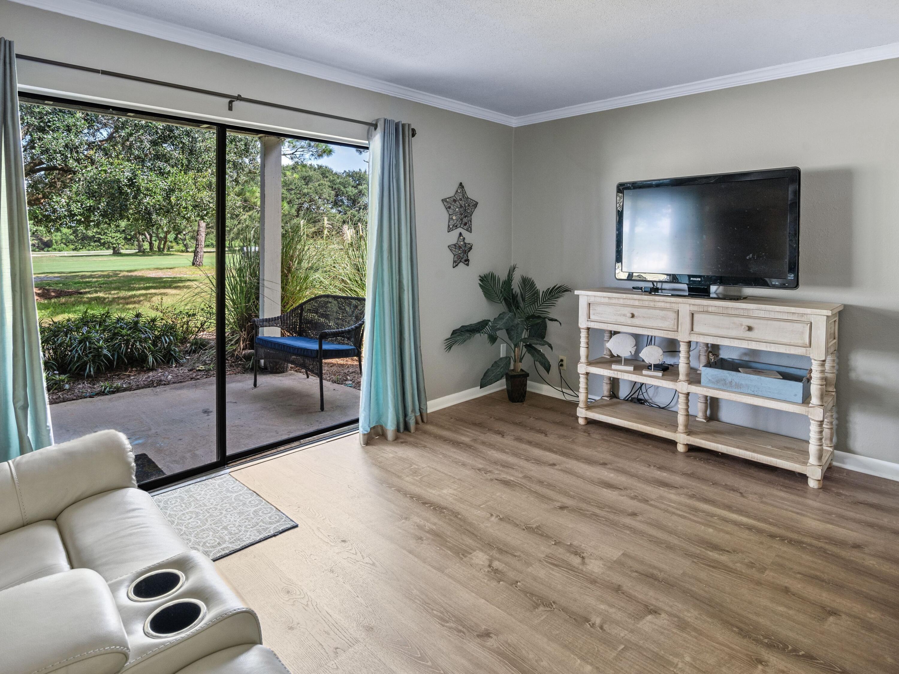 SEASCAPE CONDO GARDEN VILLA - Residential