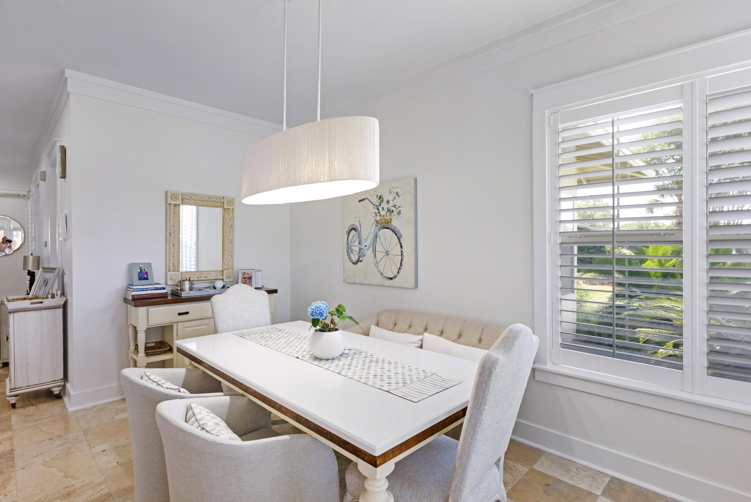 MAGNOLIA BAY - Residential