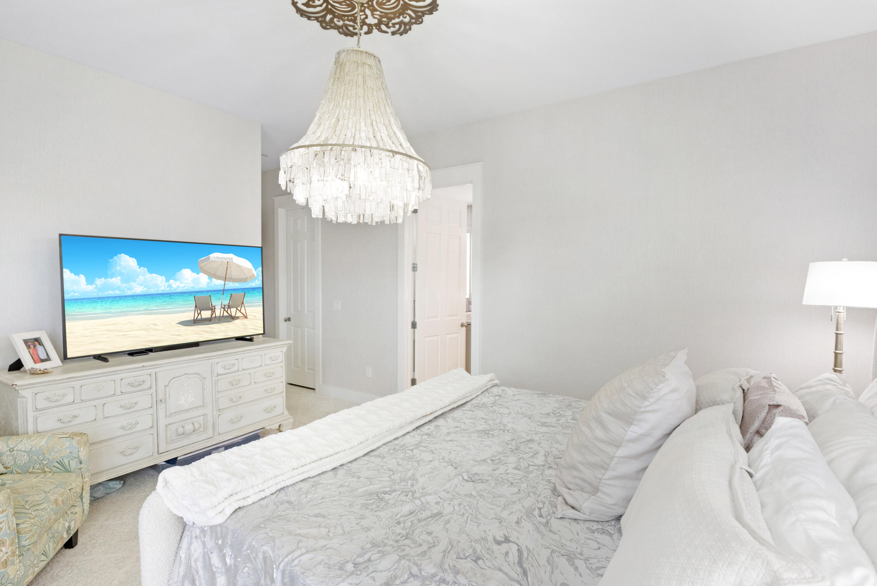 MAGNOLIA BAY - Residential