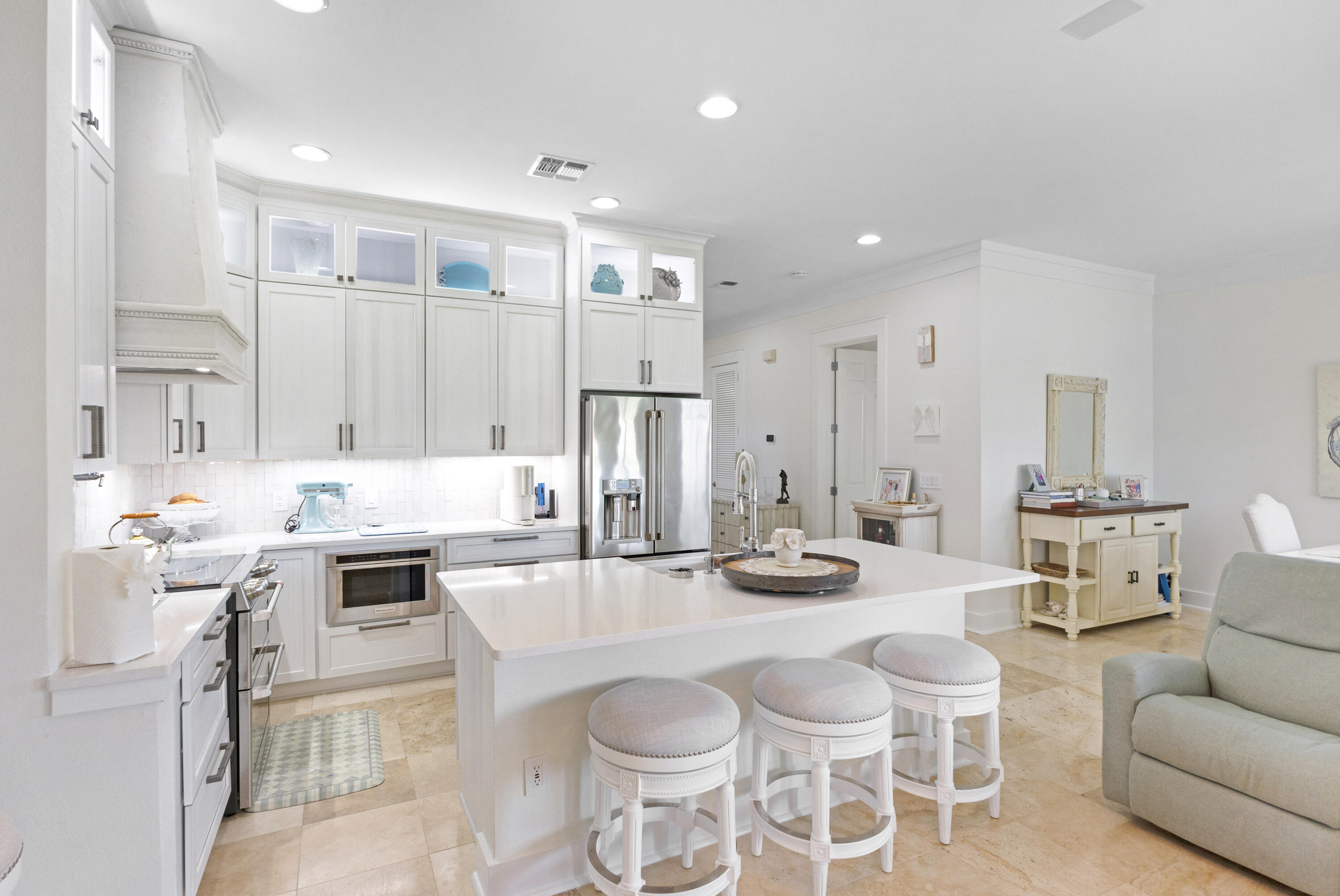 MAGNOLIA BAY - Residential