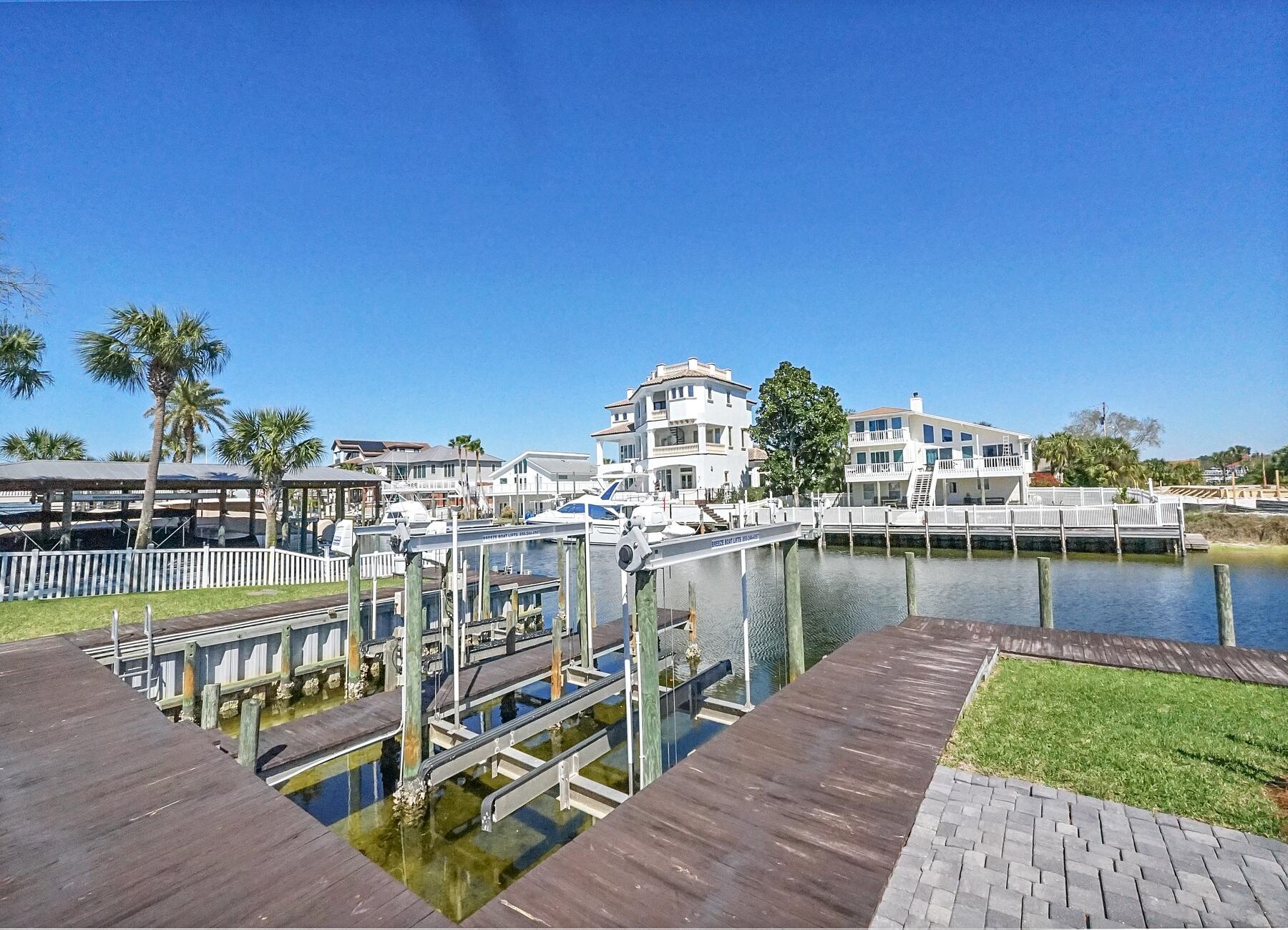 Holiday Isle - Residential