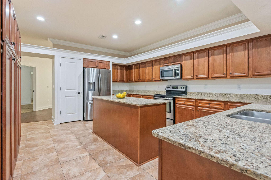 VALPARAISO PINECREST 6 - Residential