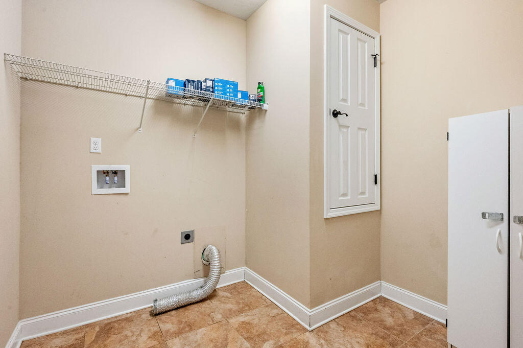 VALPARAISO PINECREST 6 - Residential