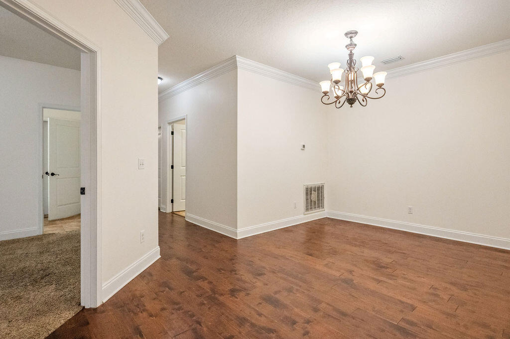 VALPARAISO PINECREST 6 - Residential