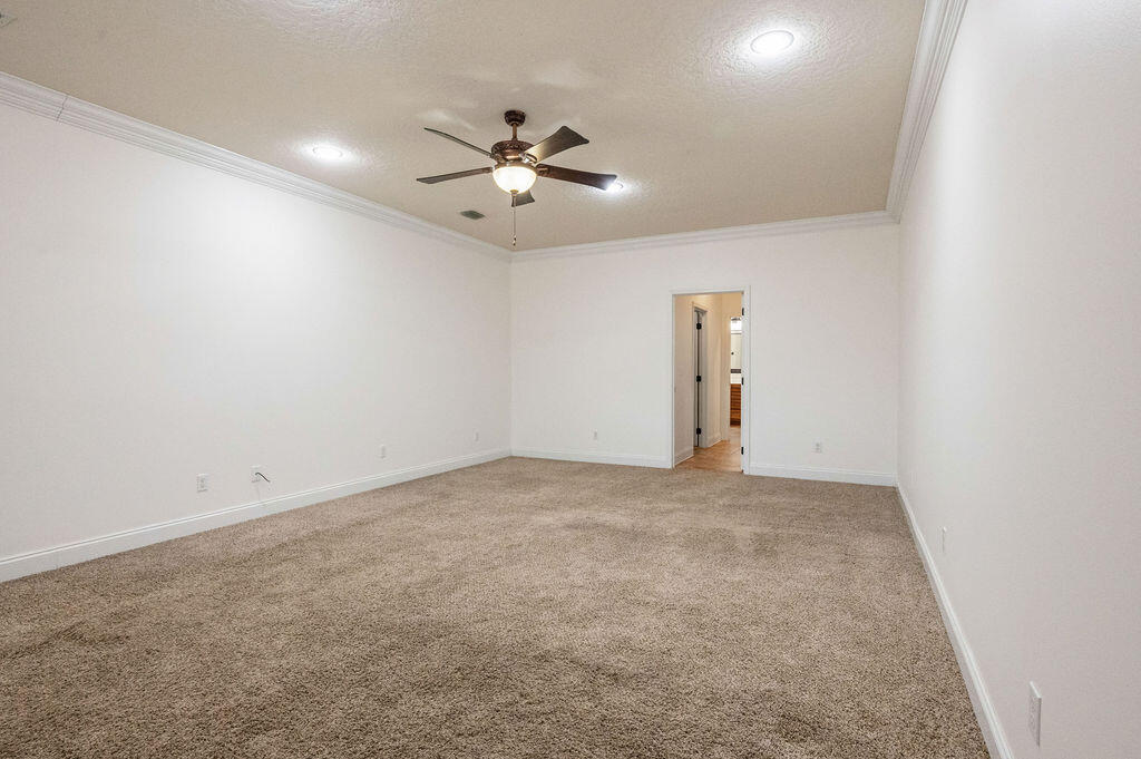 VALPARAISO PINECREST 6 - Residential