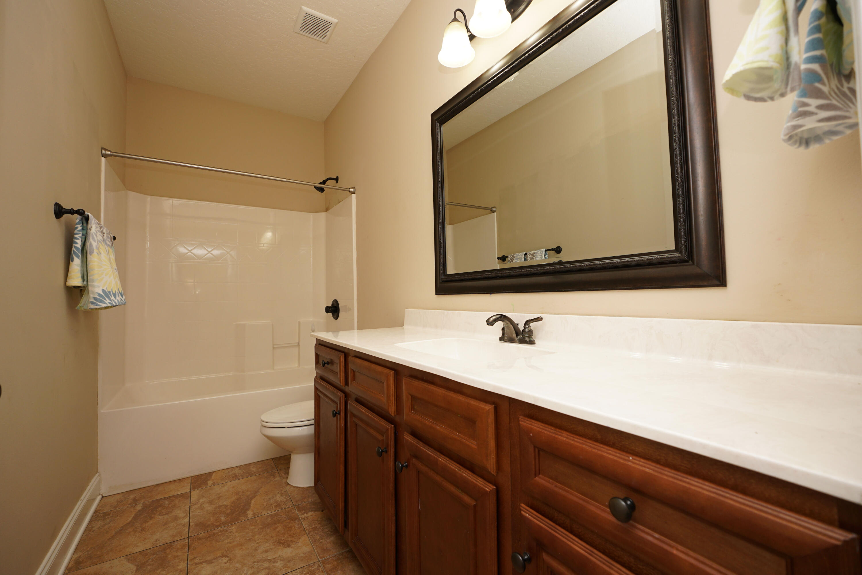 VALPARAISO PINECREST 6 - Residential