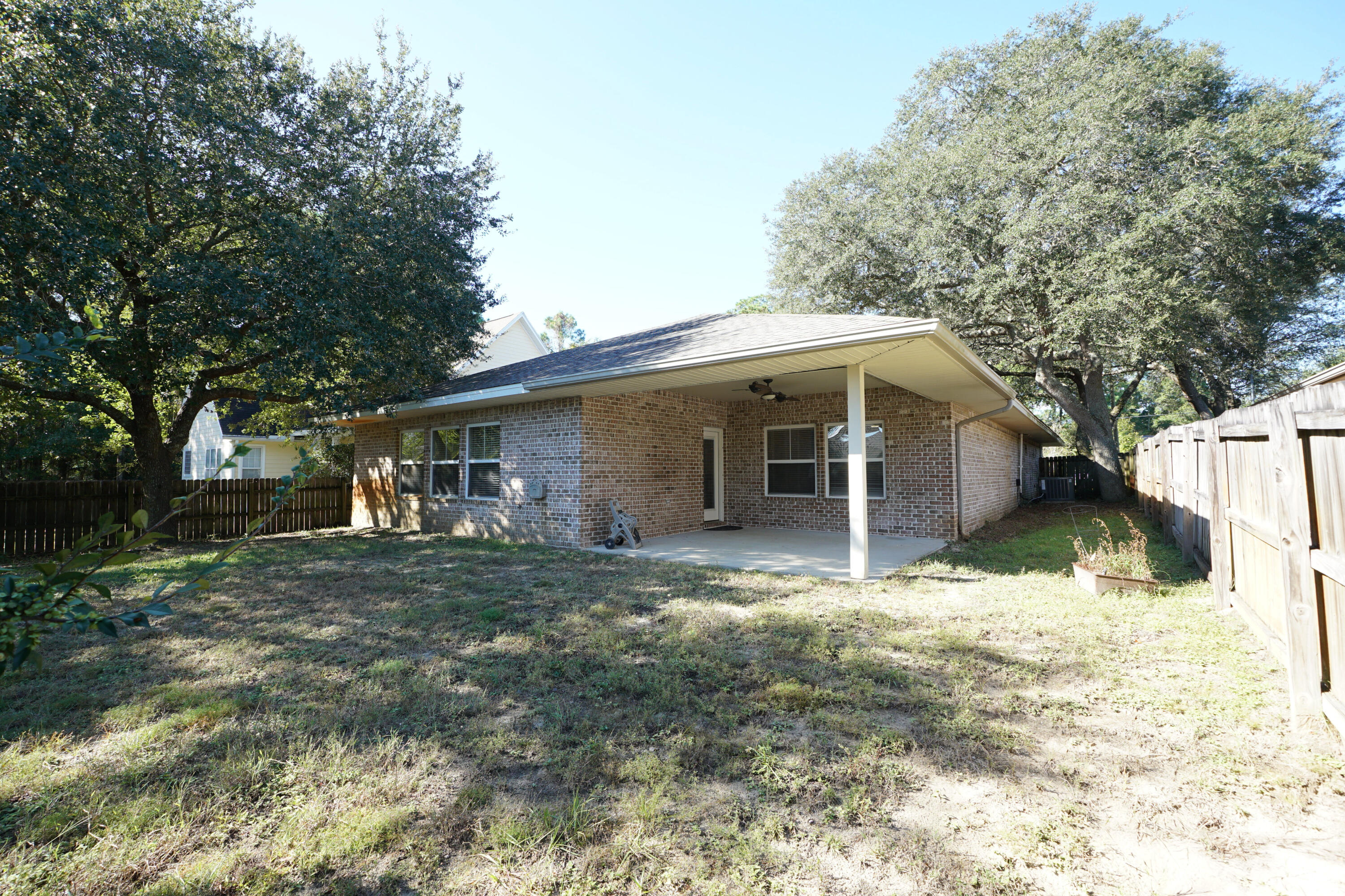 VALPARAISO PINECREST 6 - Residential
