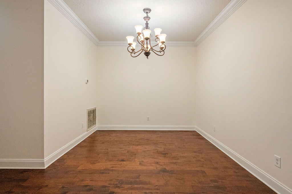 VALPARAISO PINECREST 6 - Residential