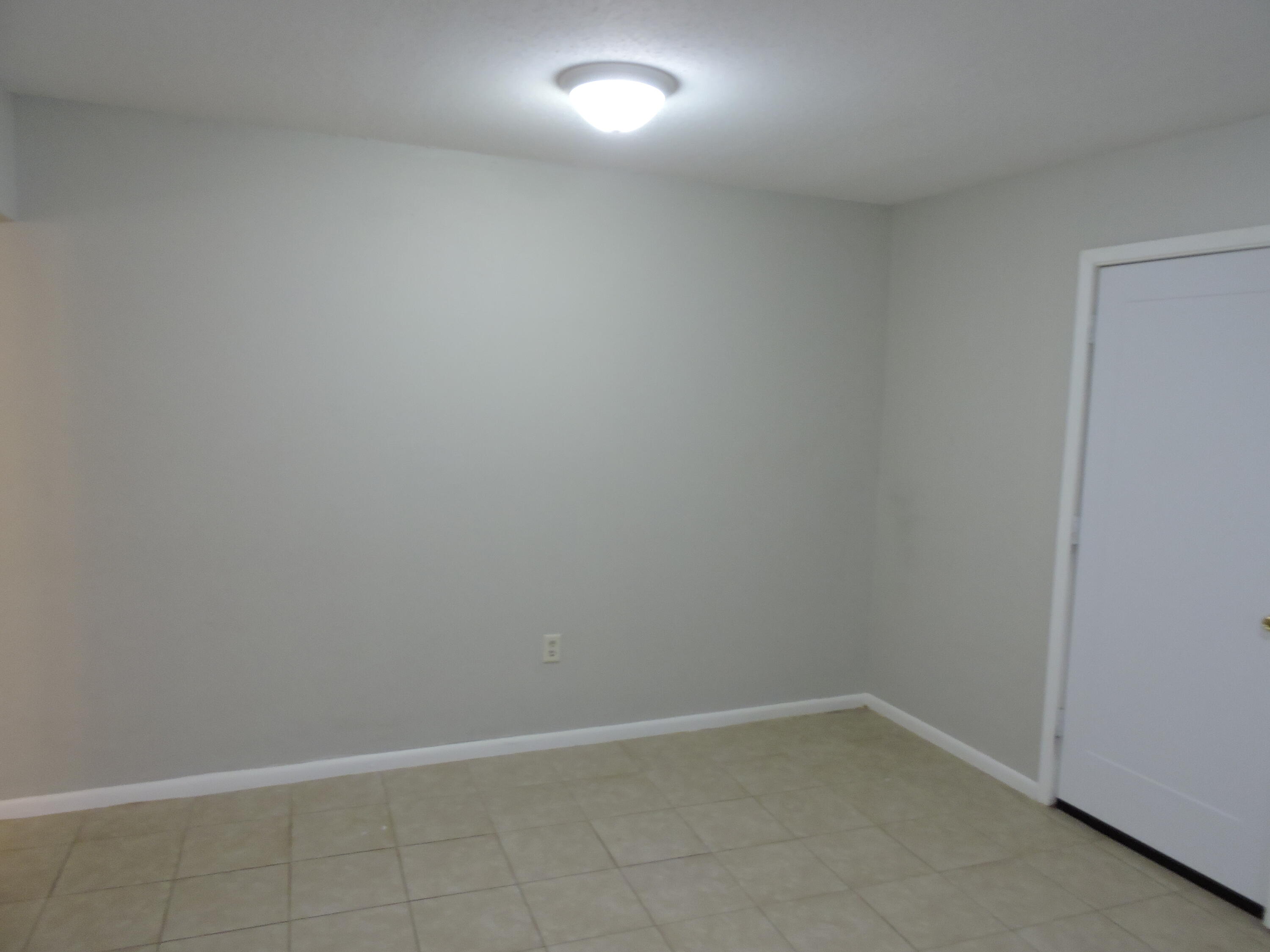 CRESTVIEW HEIGHTS - Residential Lease