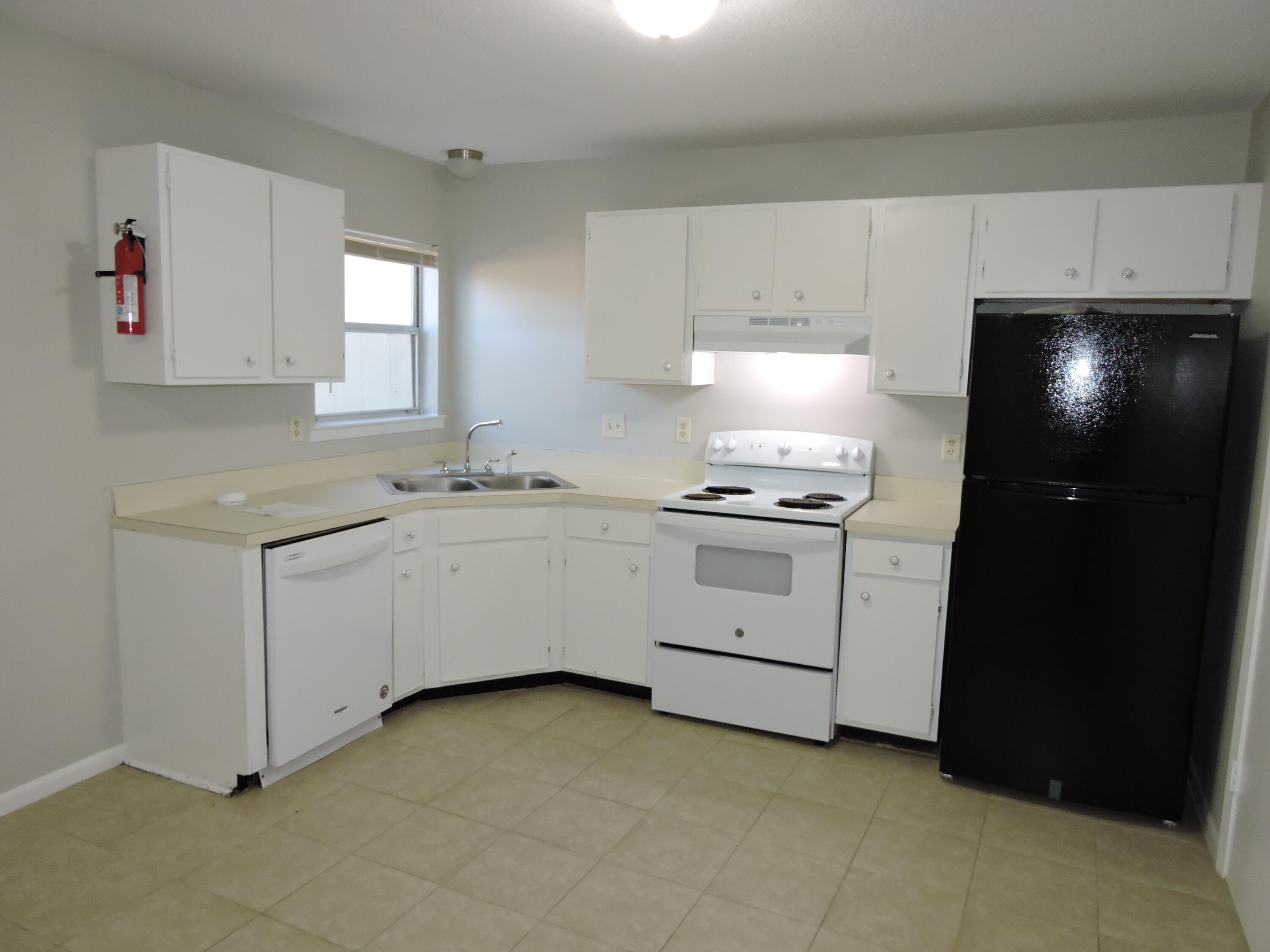 CRESTVIEW HEIGHTS - Residential Lease