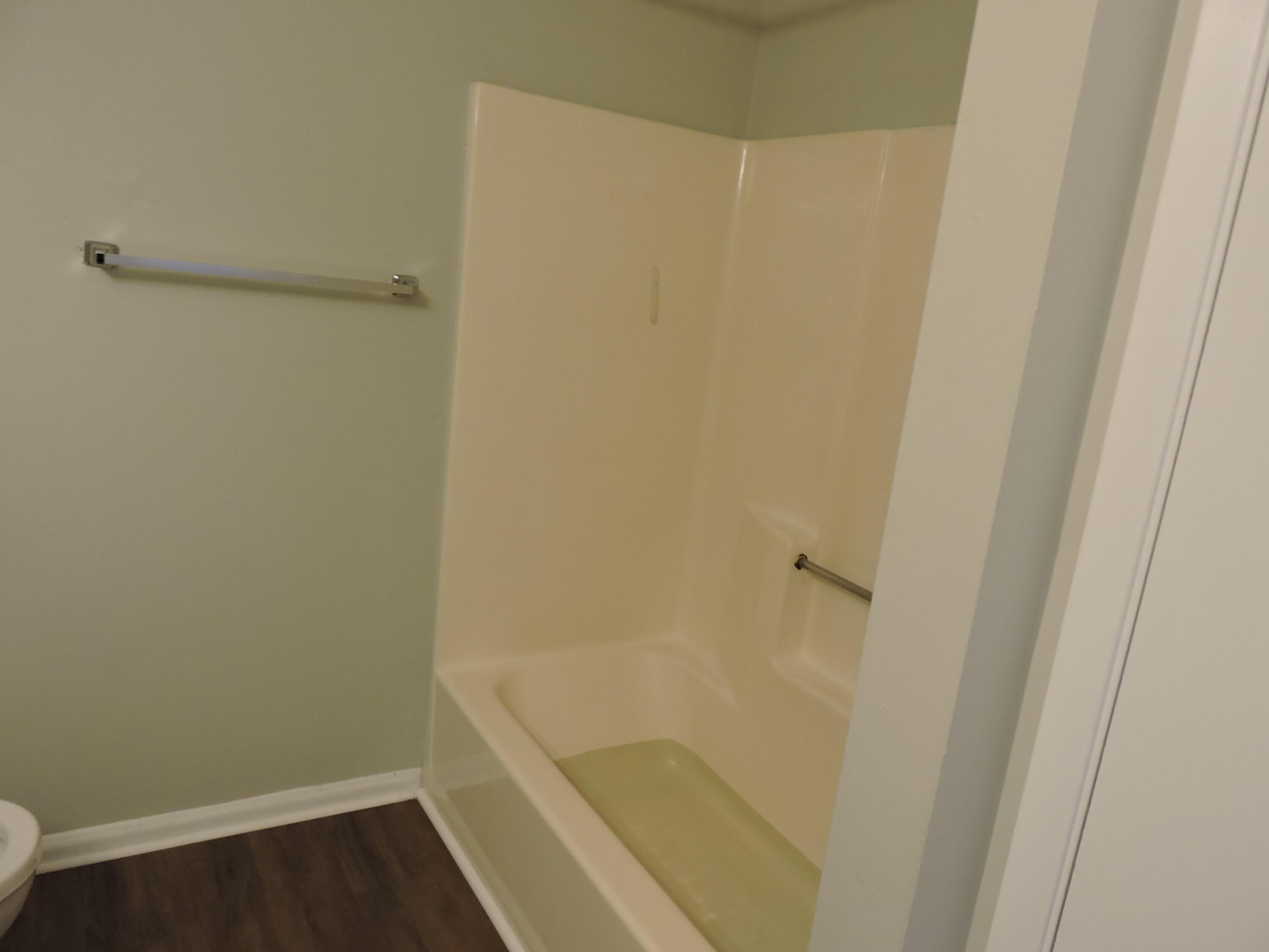 CRESTVIEW HEIGHTS - Residential Lease