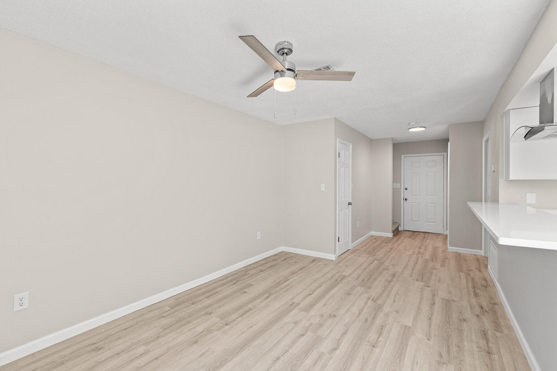 OLYMPIA COURT - Residential