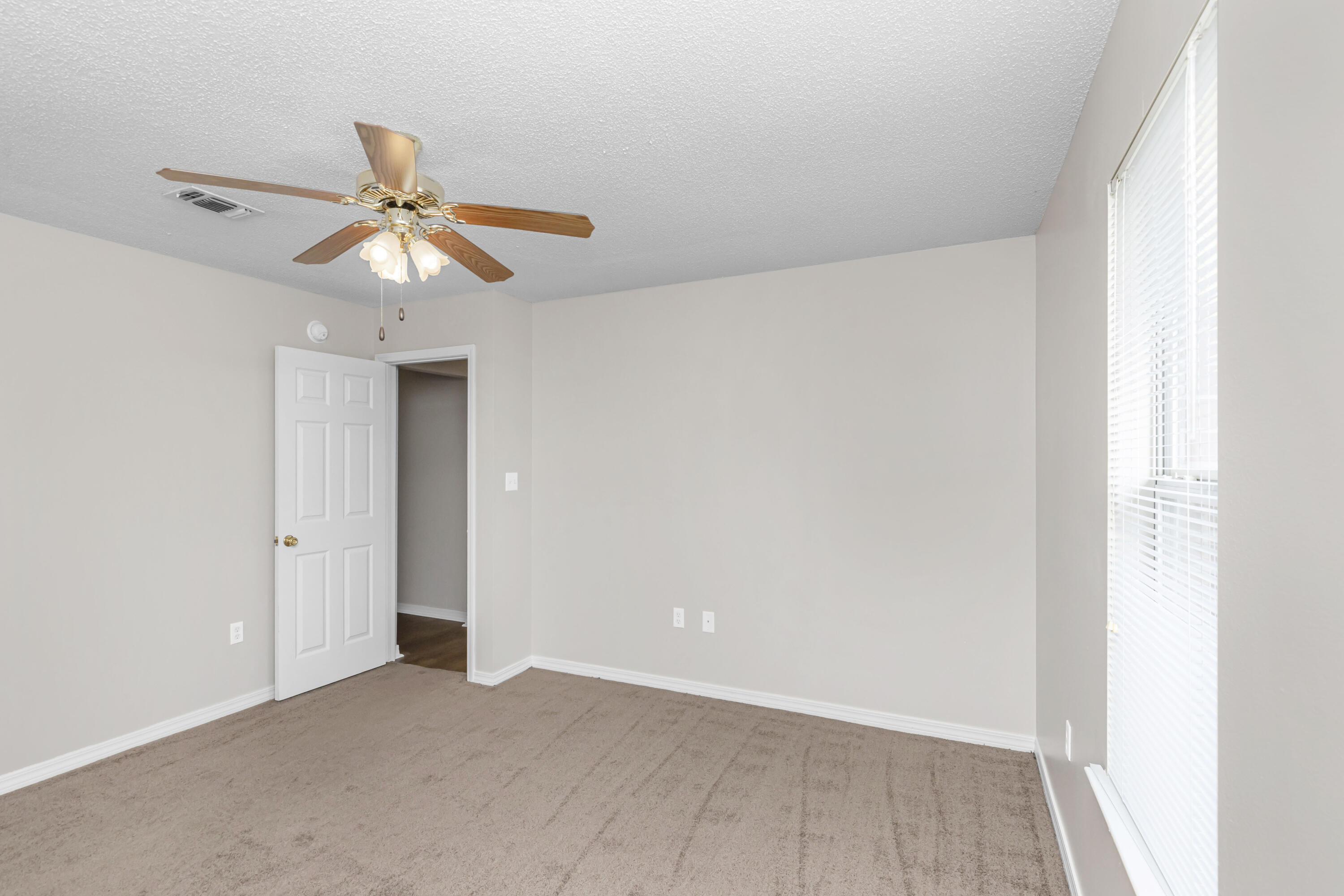 SILVER OAKS PH 2 - Residential Lease