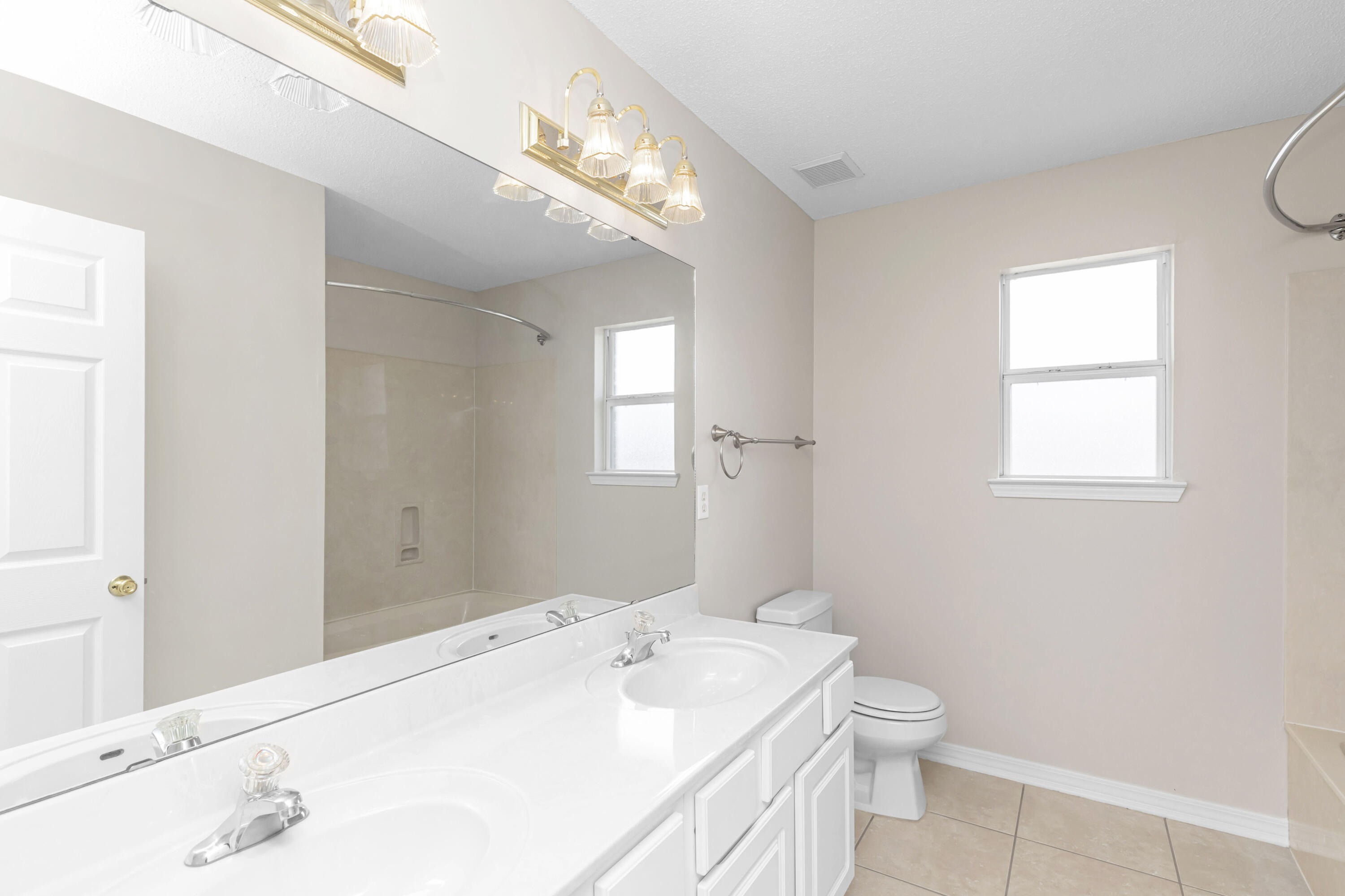 SILVER OAKS PH 2 - Residential Lease