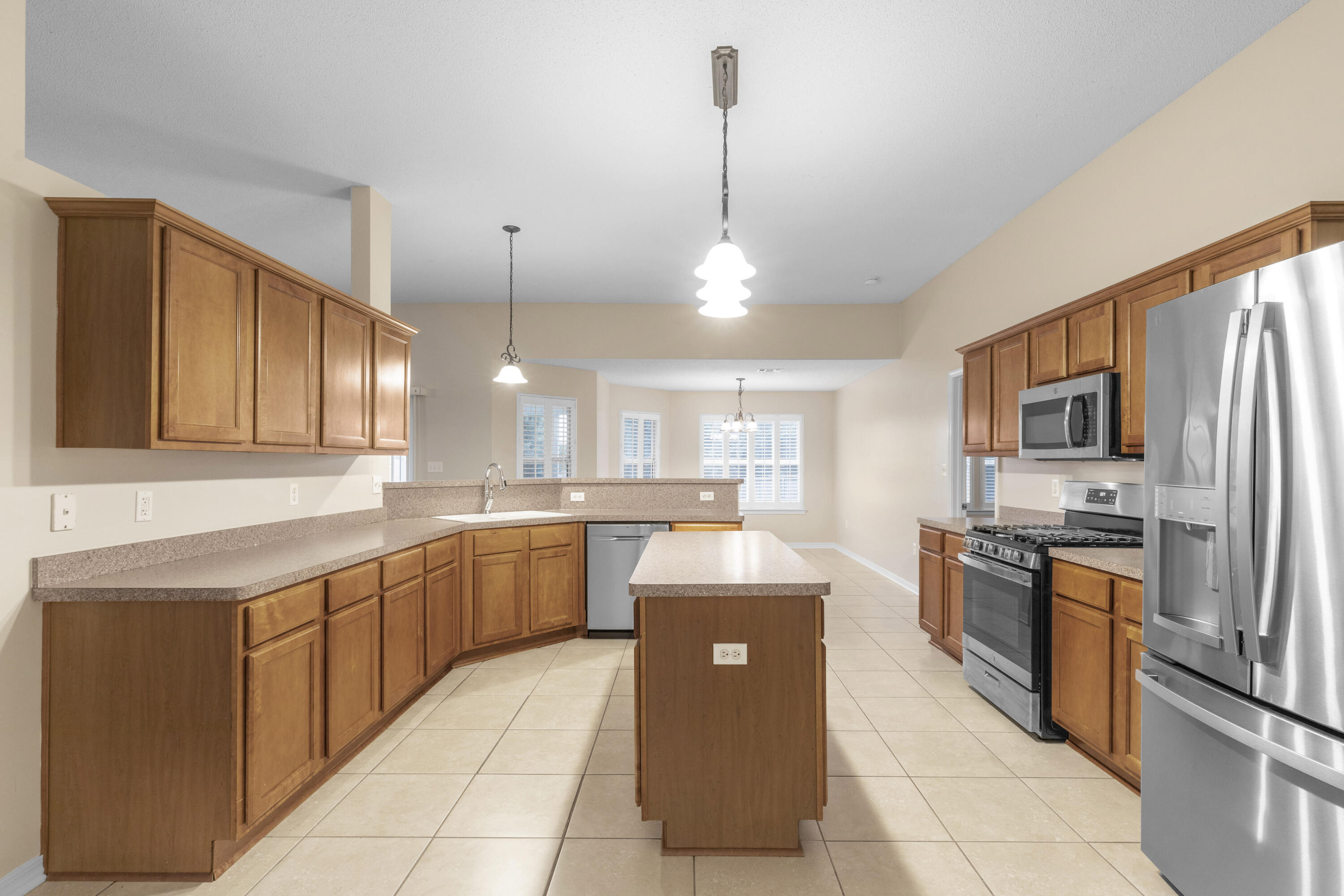 SILVER OAKS PH 2 - Residential Lease