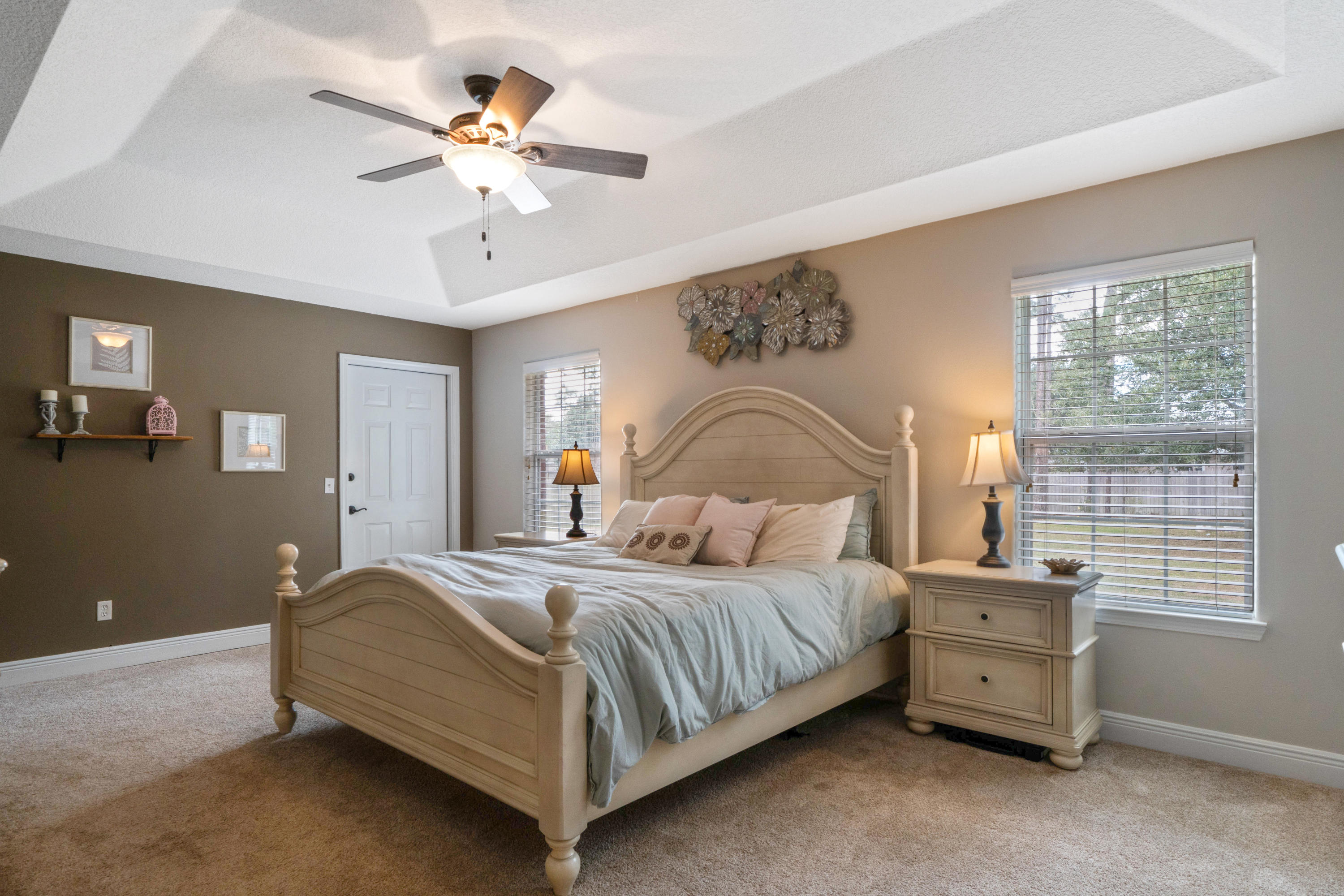 HOLLEY BY THE SEA - Residential