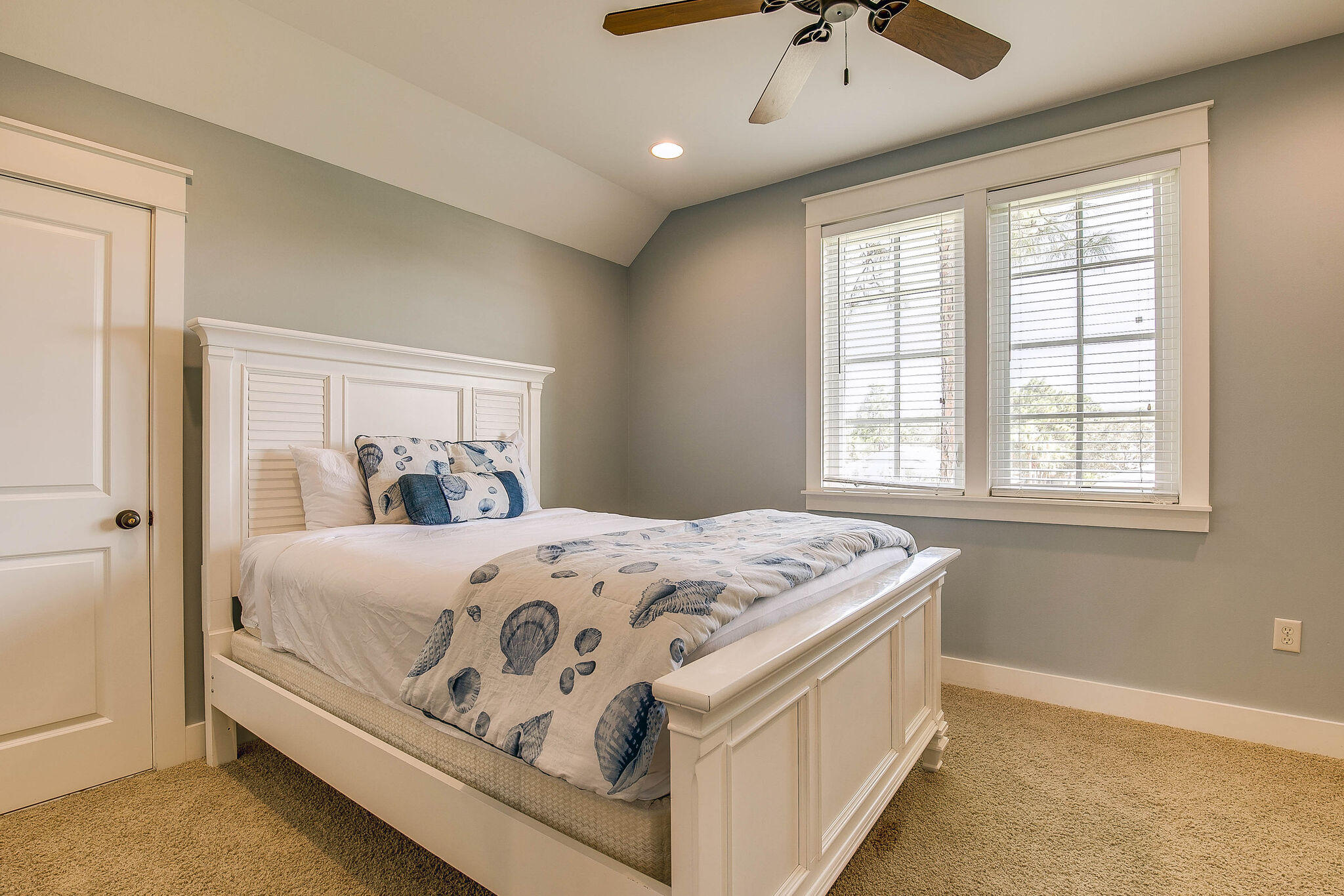 BUNGALOS AT SANDESTIN - Residential