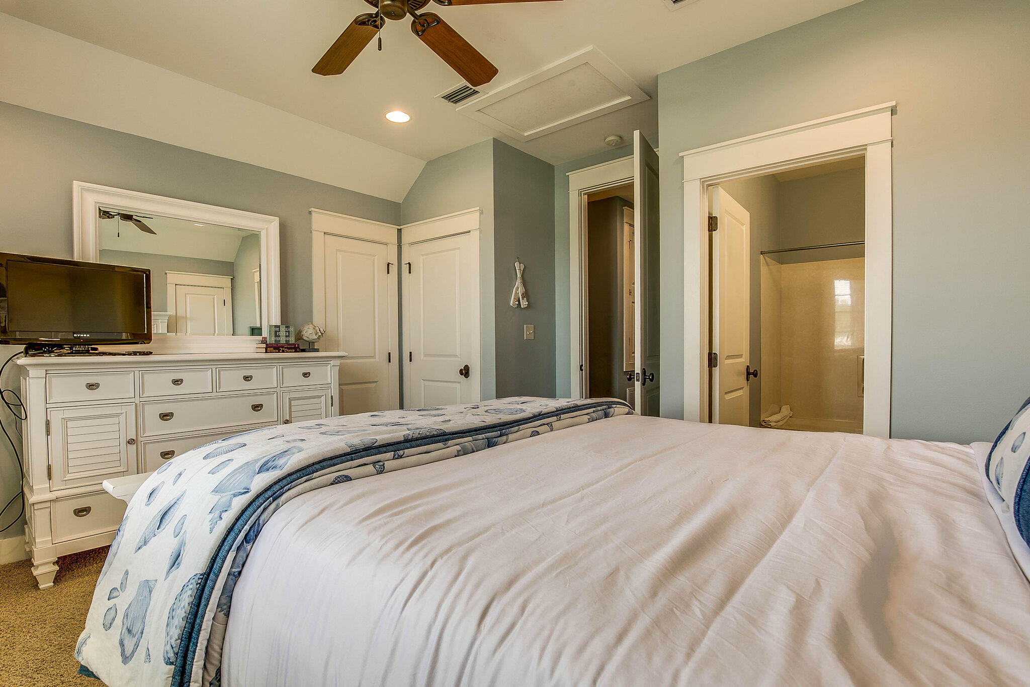 BUNGALOS AT SANDESTIN - Residential