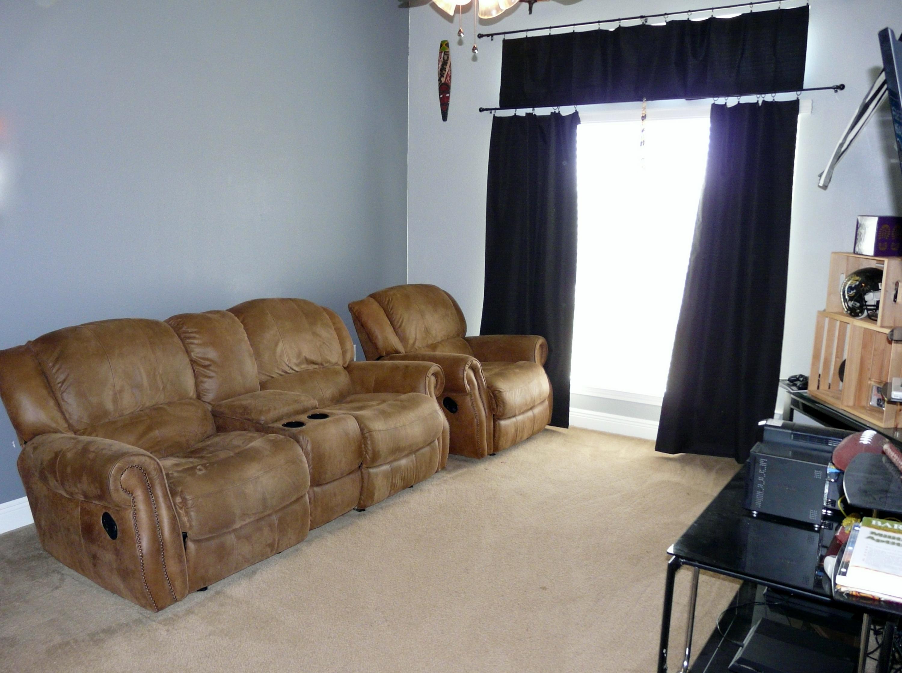 SILVER SPRINGS EST - Residential