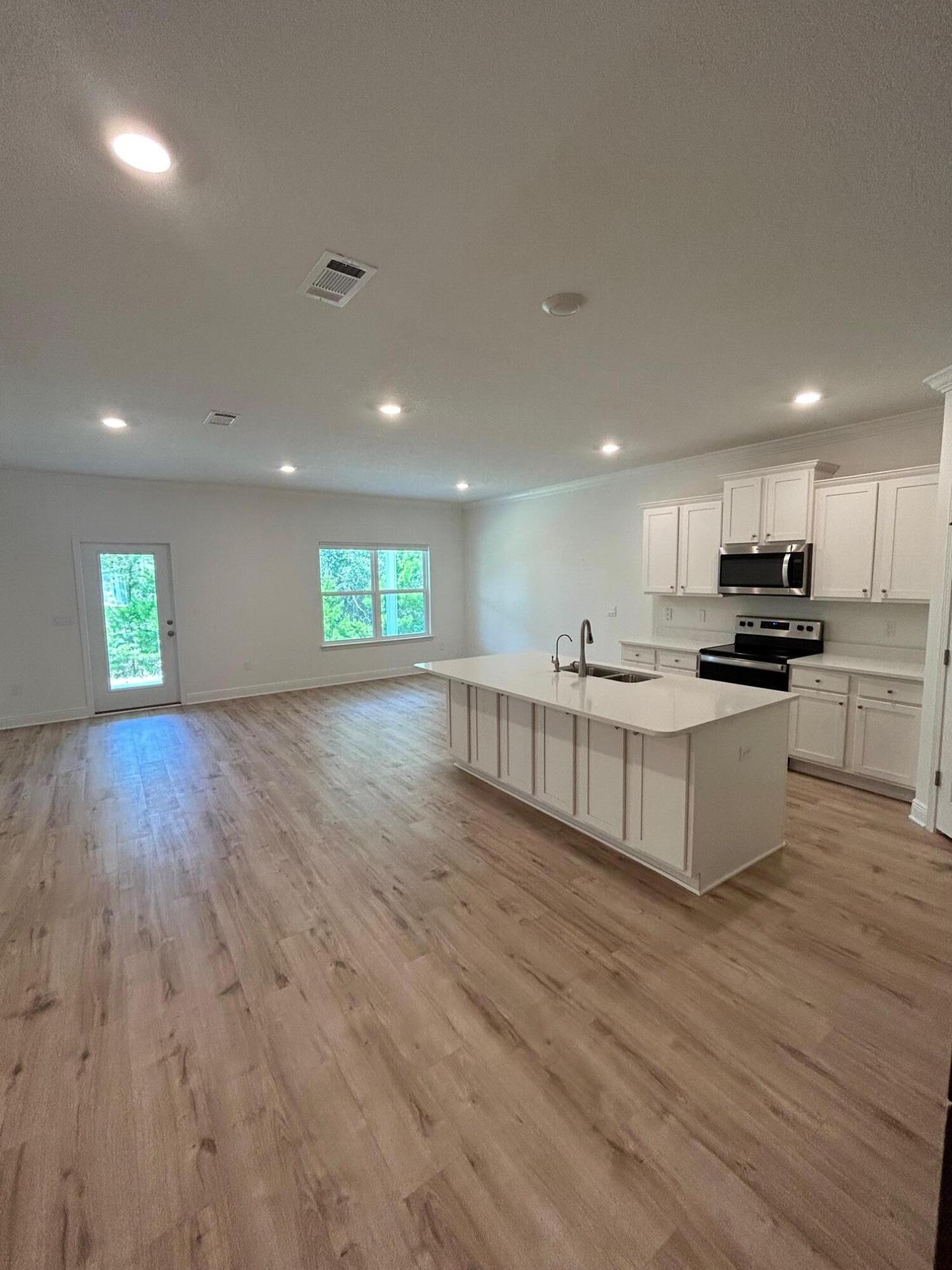 Paradise Cove - Residential Lease