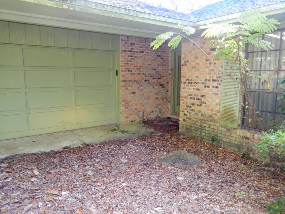 BAYOU POQUITO - Residential