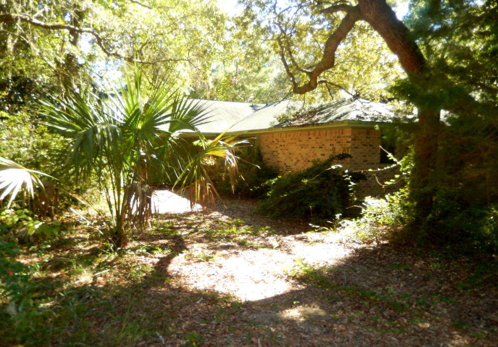 BAYOU POQUITO - Residential