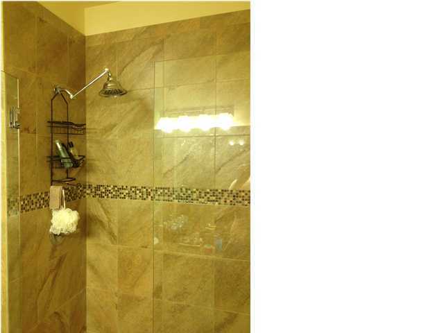 MERIDIAN SQUARE T/H - Residential