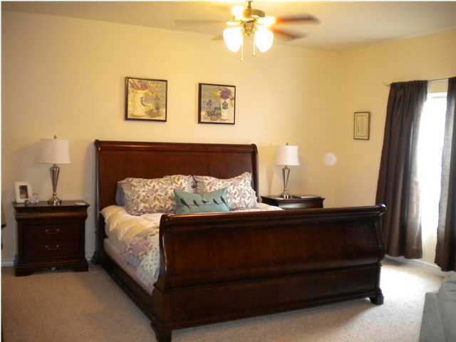 MERIDIAN SQUARE T/H - Residential