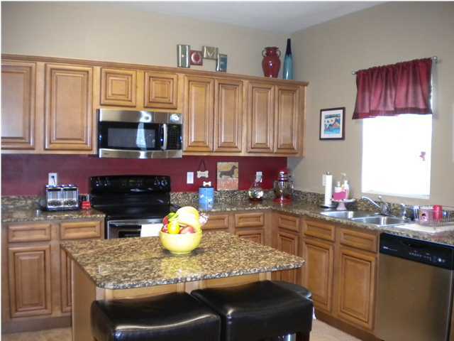 MERIDIAN SQUARE T/H - Residential