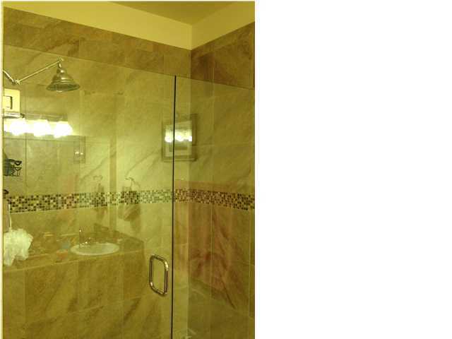 MERIDIAN SQUARE T/H - Residential