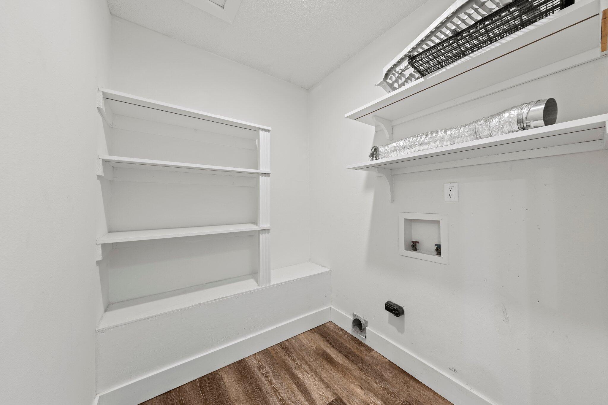 METES & BOUNDS - Residential Lease