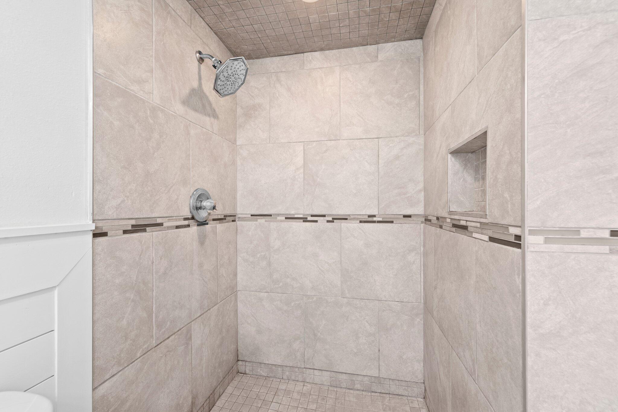 METES & BOUNDS - Residential Lease