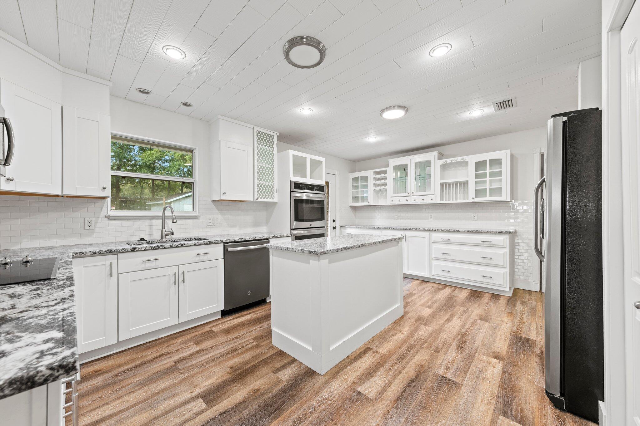 METES & BOUNDS - Residential Lease