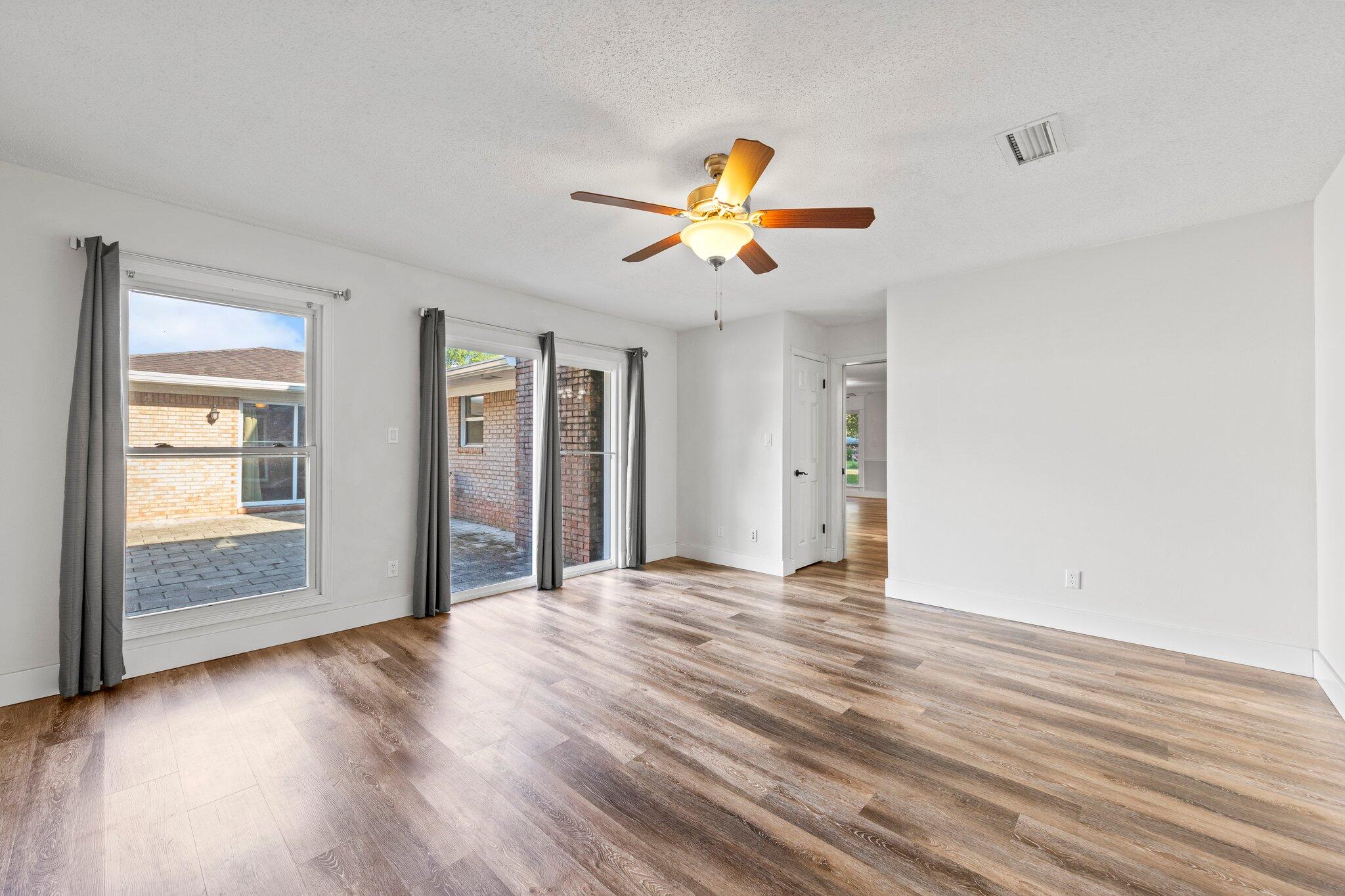 METES & BOUNDS - Residential Lease