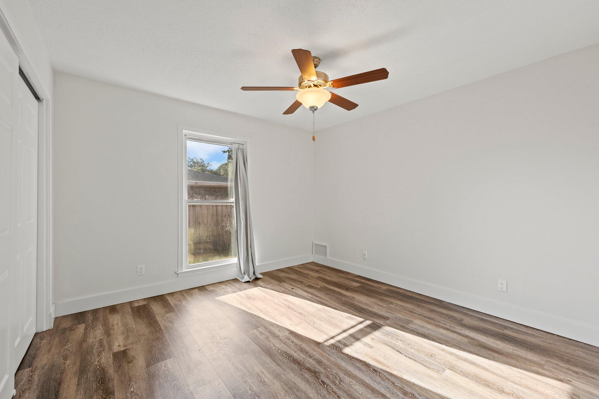 METES & BOUNDS - Residential Lease