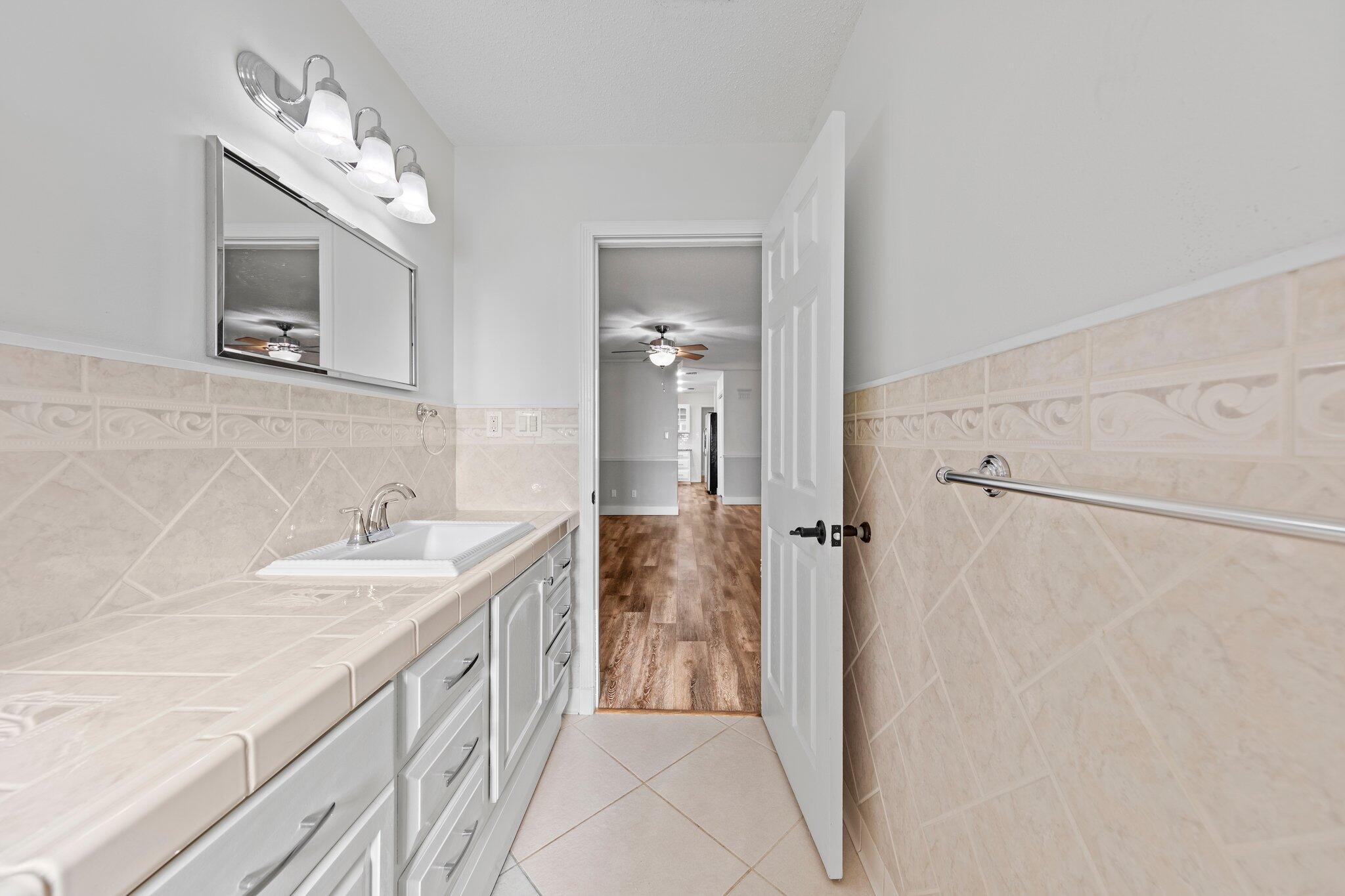 METES & BOUNDS - Residential Lease