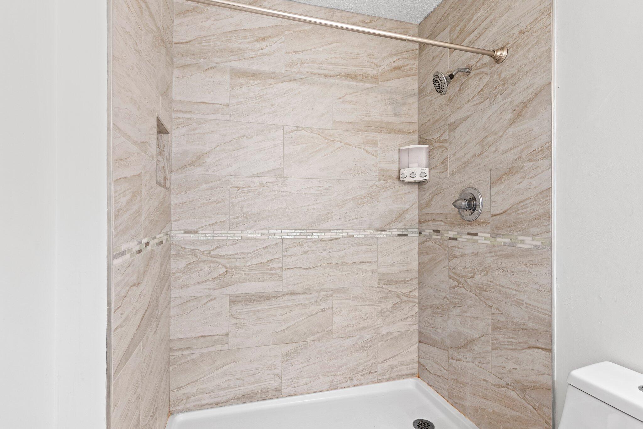 METES & BOUNDS - Residential Lease