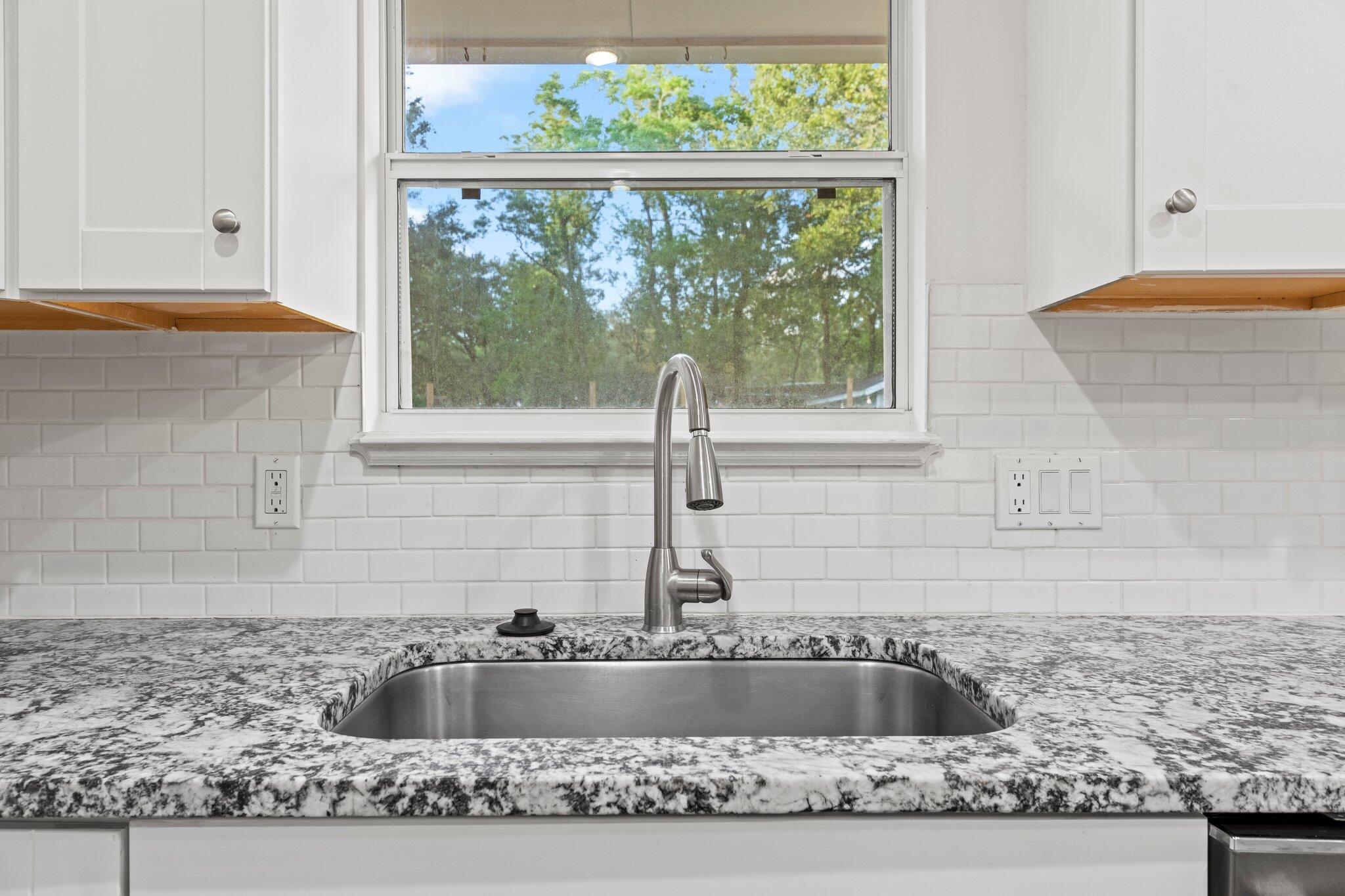 METES & BOUNDS - Residential Lease