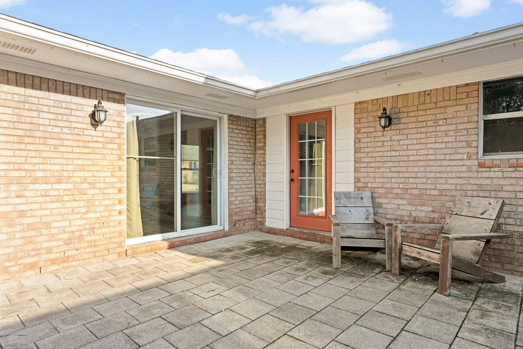 METES & BOUNDS - Residential Lease