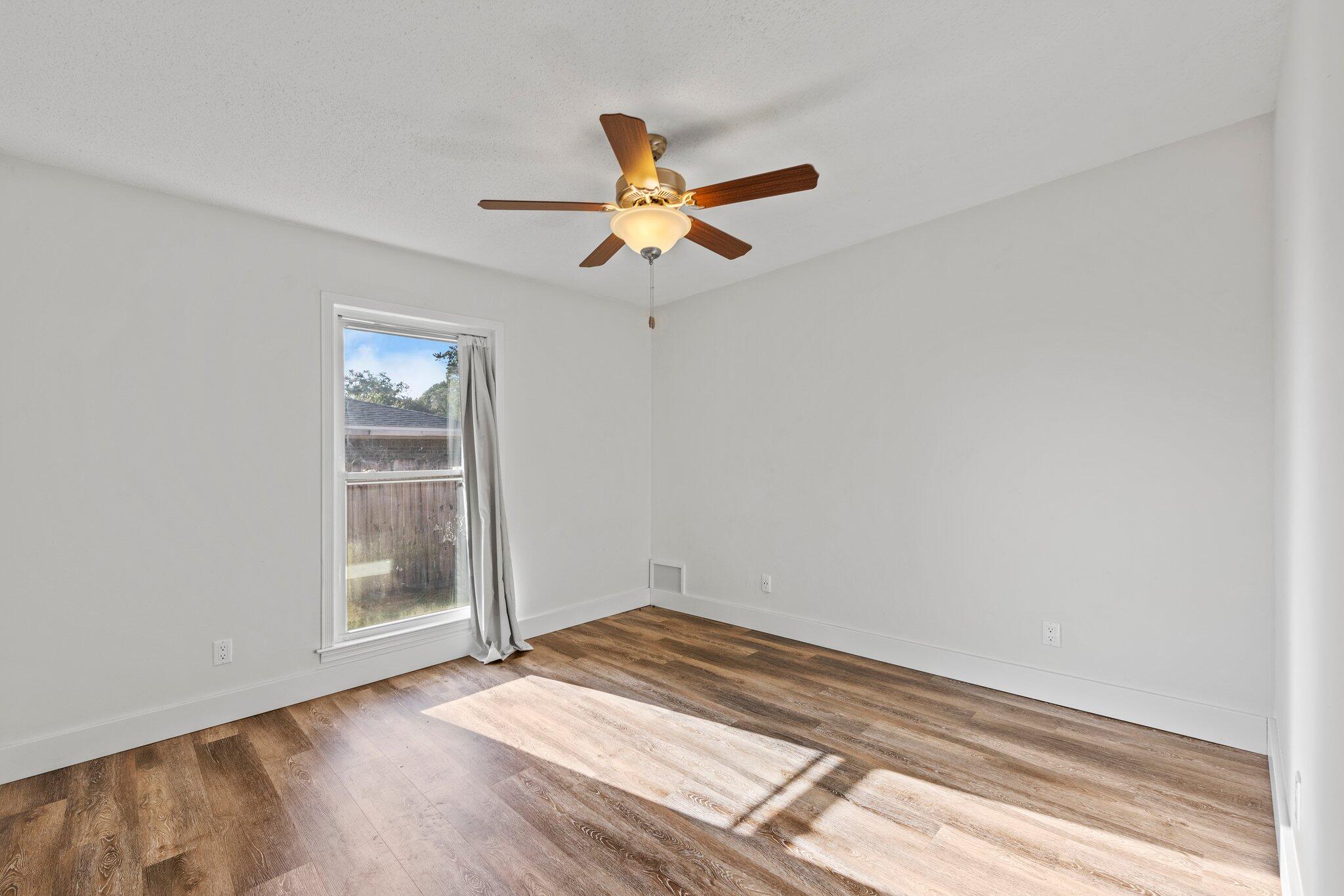 METES & BOUNDS - Residential Lease