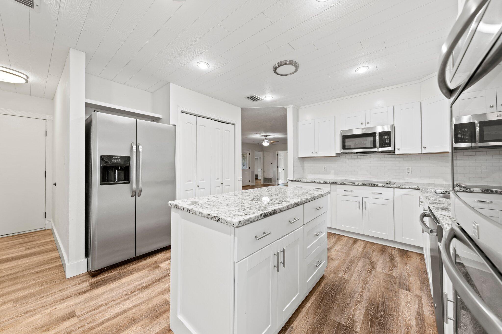 METES & BOUNDS - Residential Lease