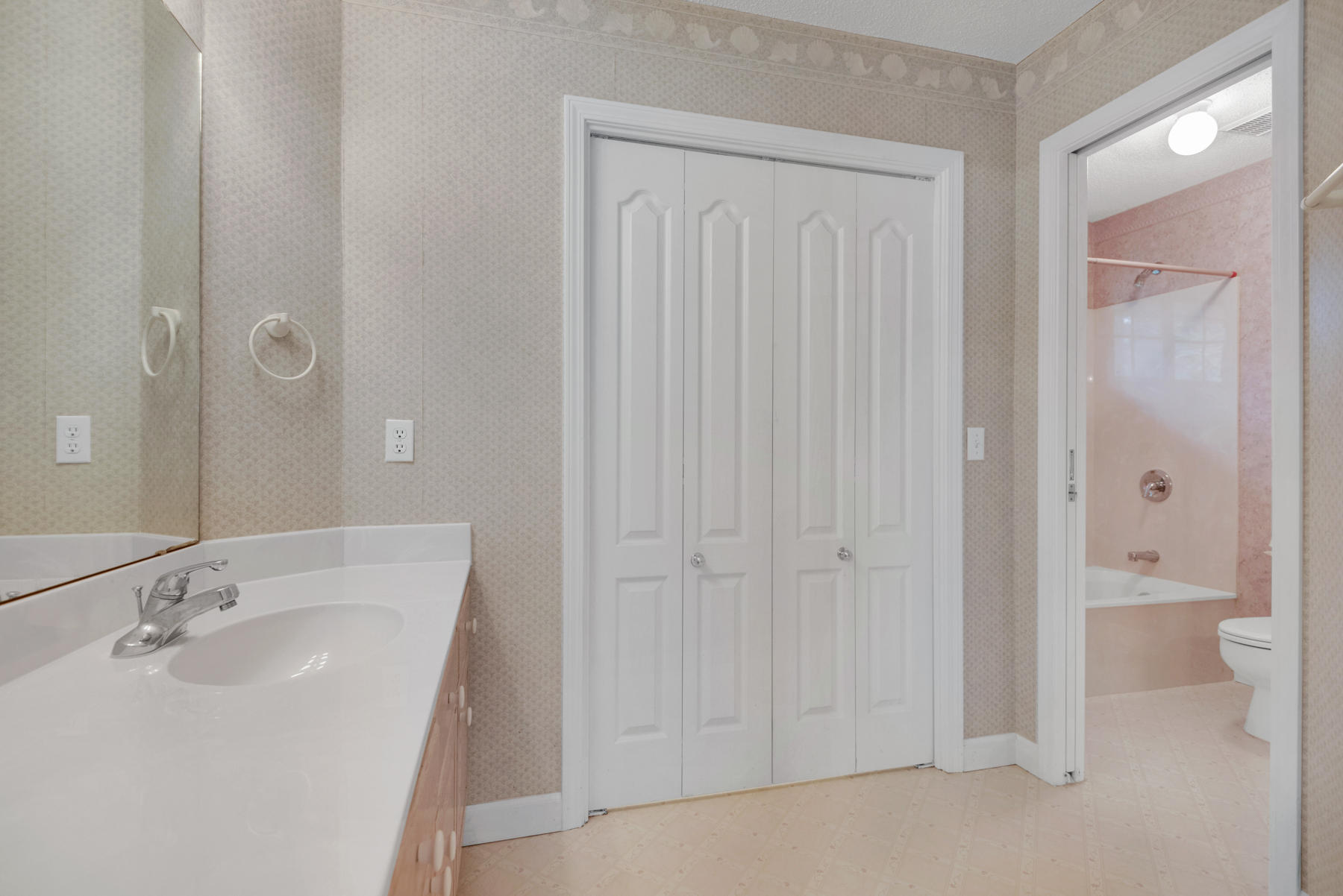 Bluewater Bay - Residential